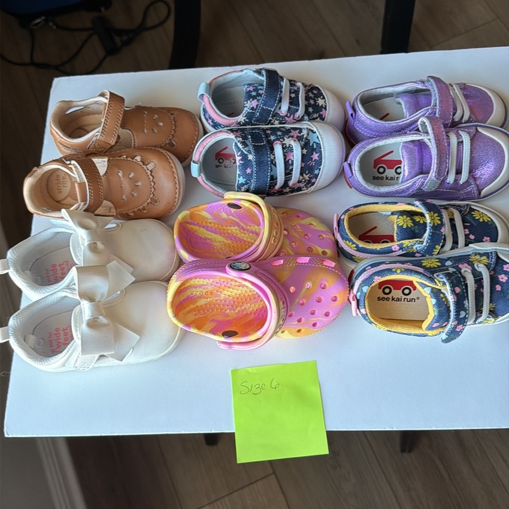 Toddler shoes all size 6 - Picture 3 of 3